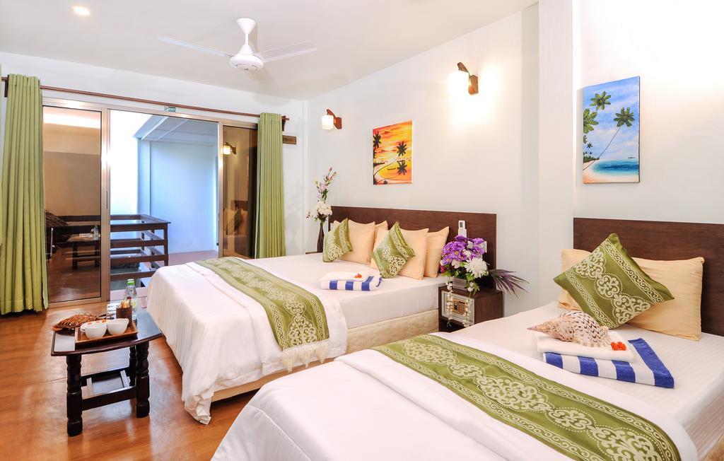 Salt Beach Hotel Maafushi Bilik gambar