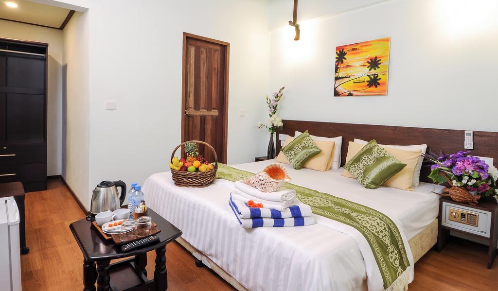 Salt Beach Hotel Maafushi Bilik gambar