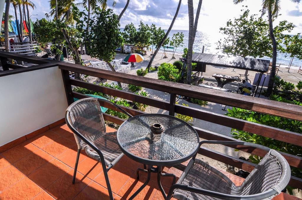 Salt Beach Hotel Maafushi Bilik gambar
